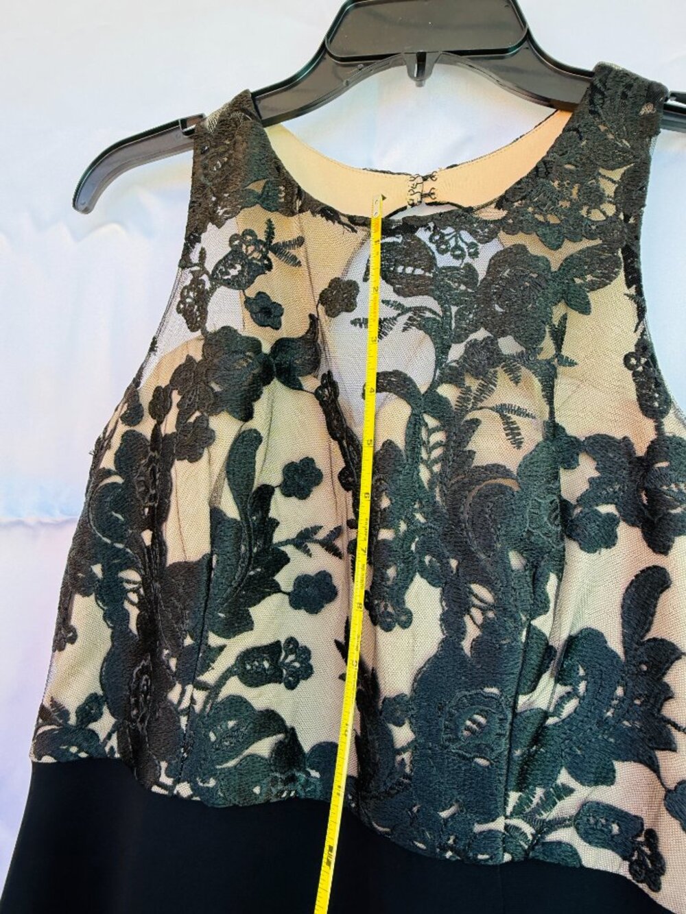 Scarlett Sleeveless Black Nude Lace Sheath Dress Elegant Lace Top,Size 10P,NEW - Picture 5 of 15